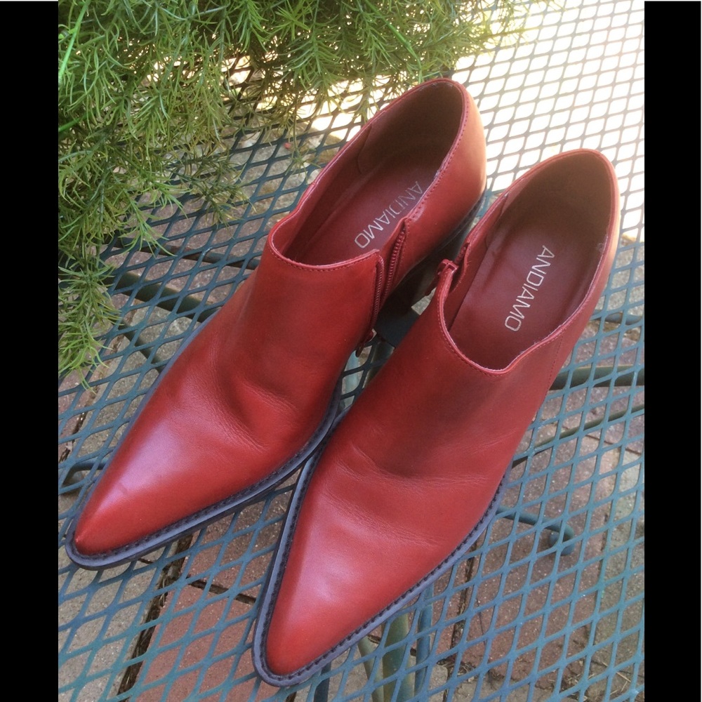 Andiamo genuine leather red ankle boots Size 9.5